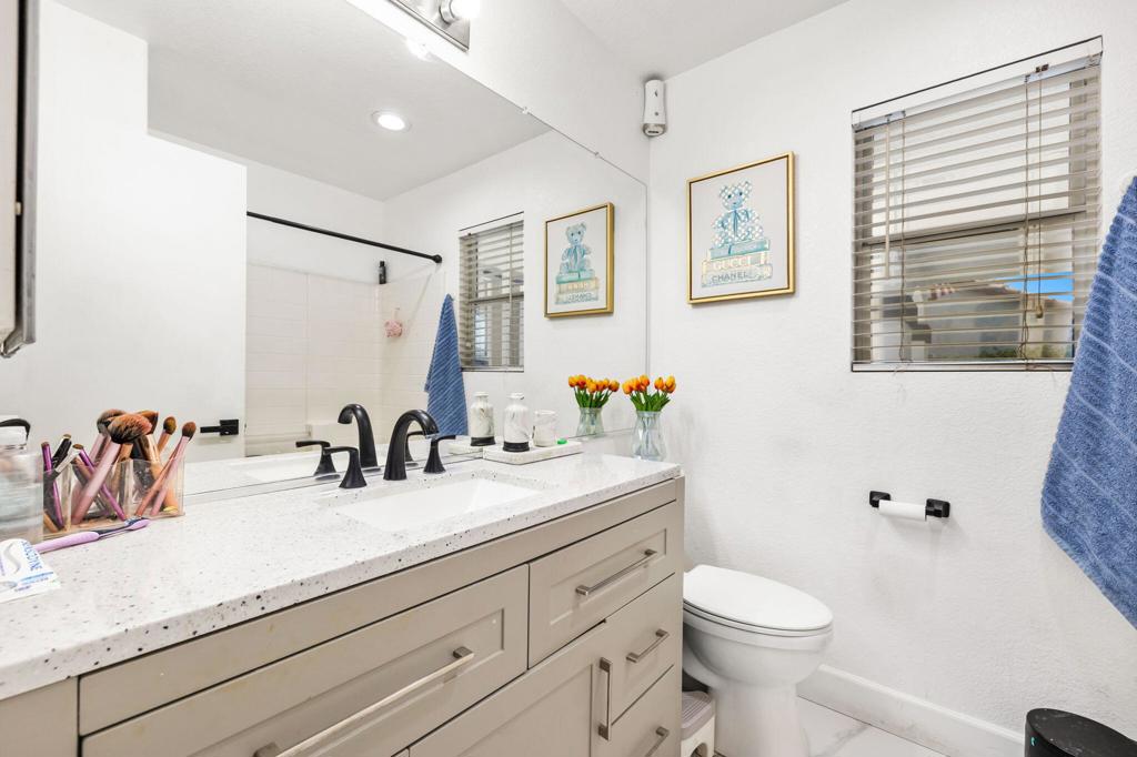 37851 Hollister Drive Property Photo 19
