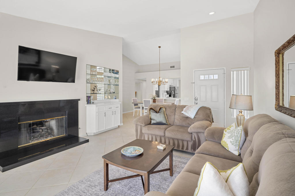 219150819DA Property Photo 11
