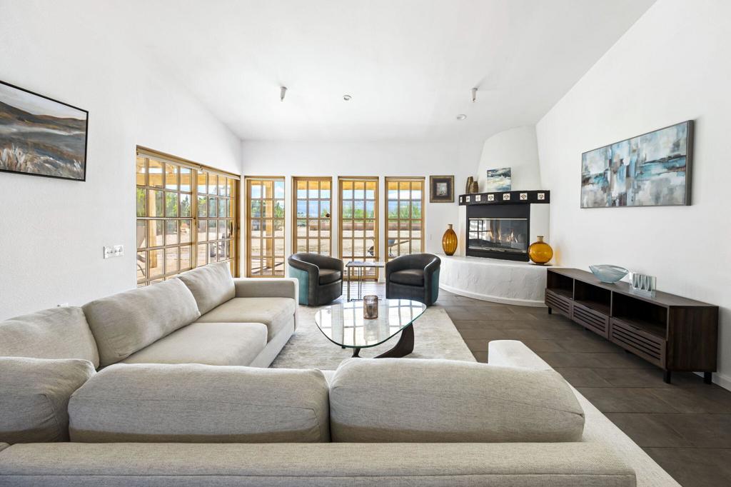 72125 Via Vail Property Photo 3