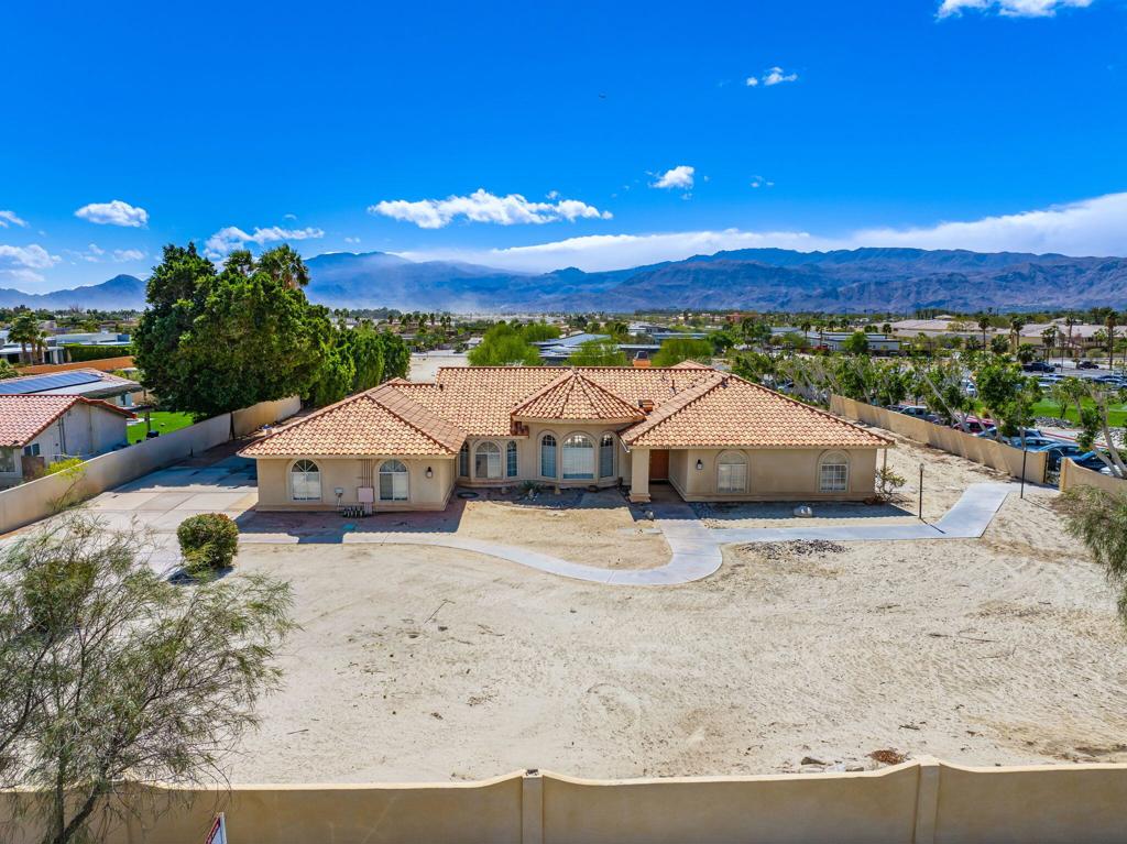 72125 Via Vail Property Photo 17