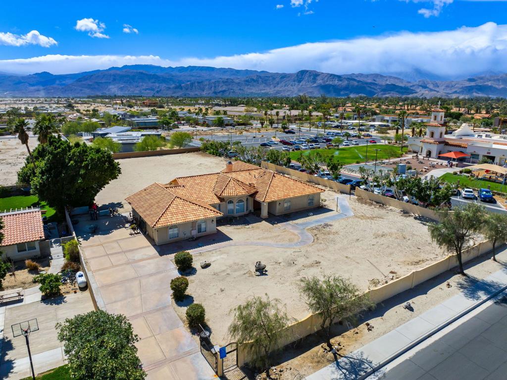 72125 Via Vail Property Photo 19