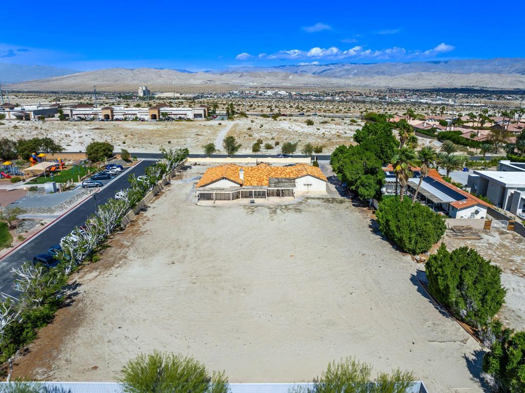 72125 Via Vail Property Photo 22