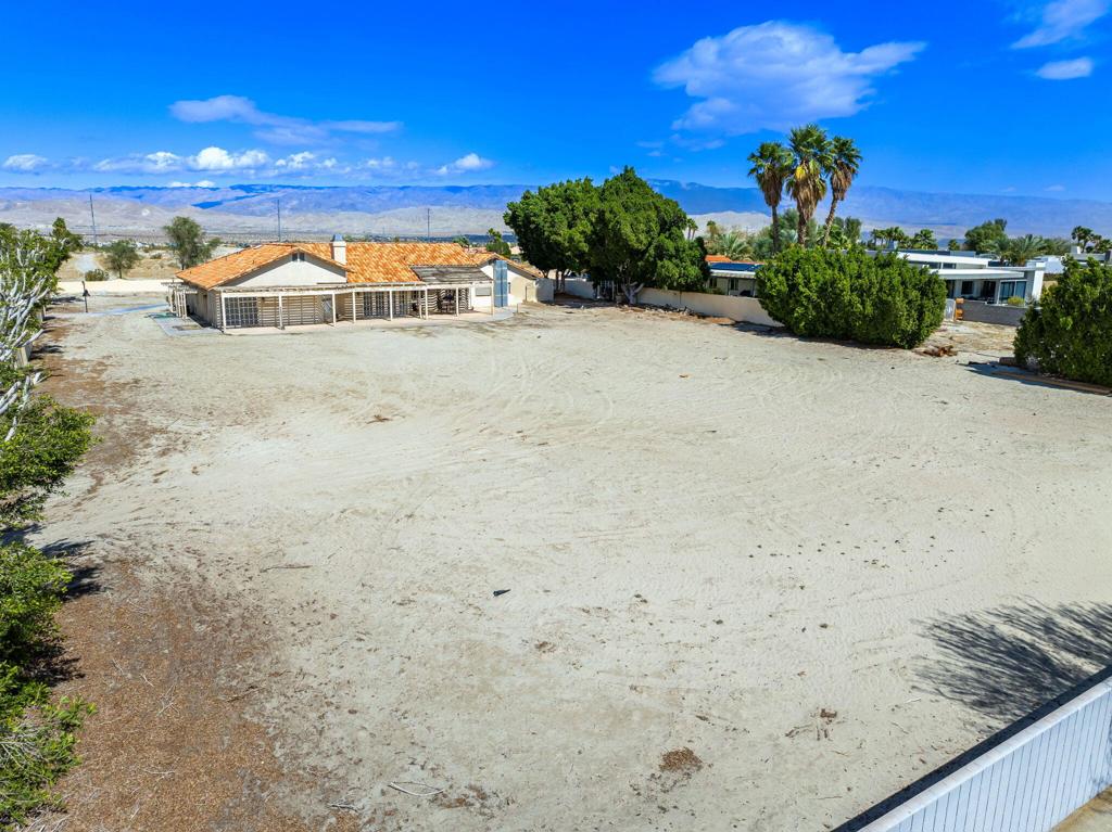 72125 Via Vail Property Photo 24
