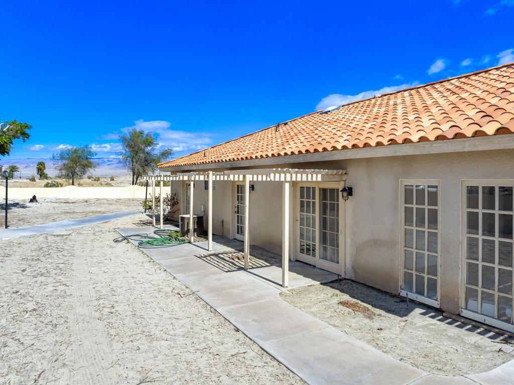 72125 Via Vail Property Photo 32