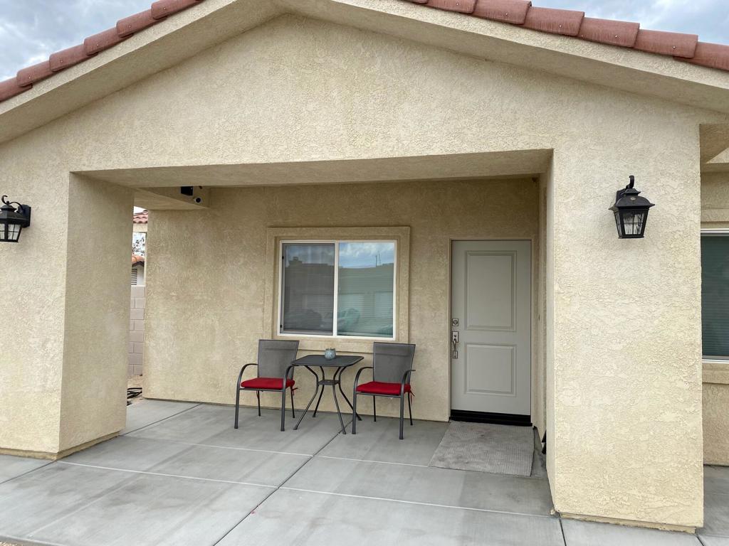9675 Valencia Drive Property Photo 2