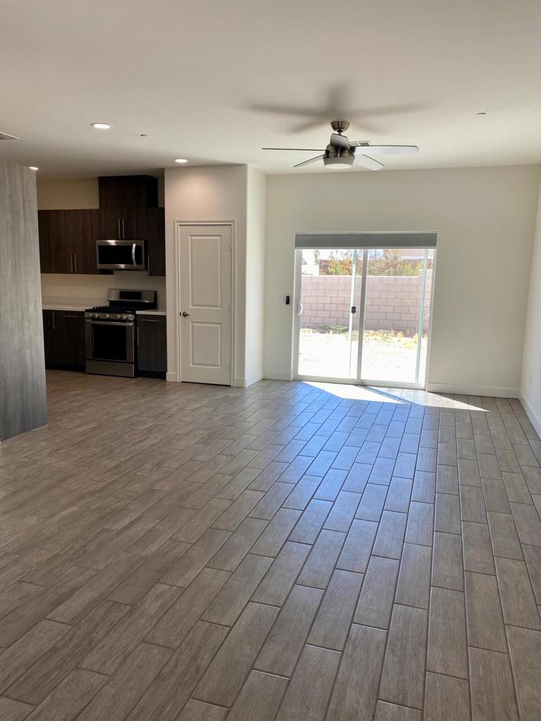 9675 Valencia Drive Property Photo 4