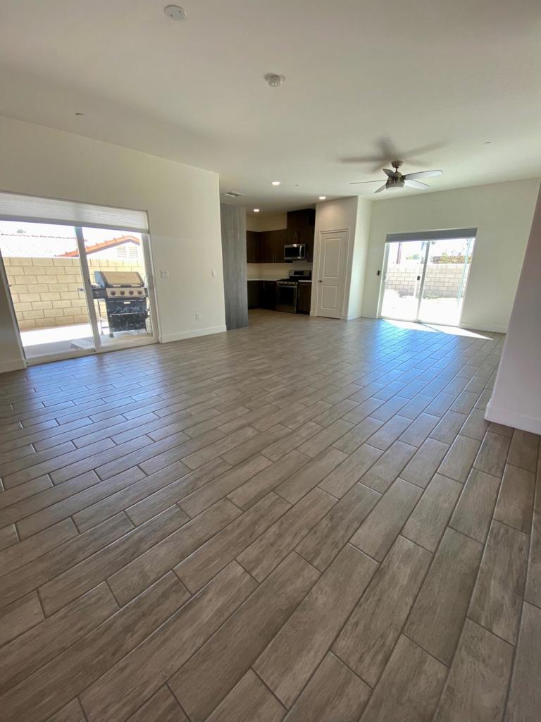 9675 Valencia Drive Property Photo 6