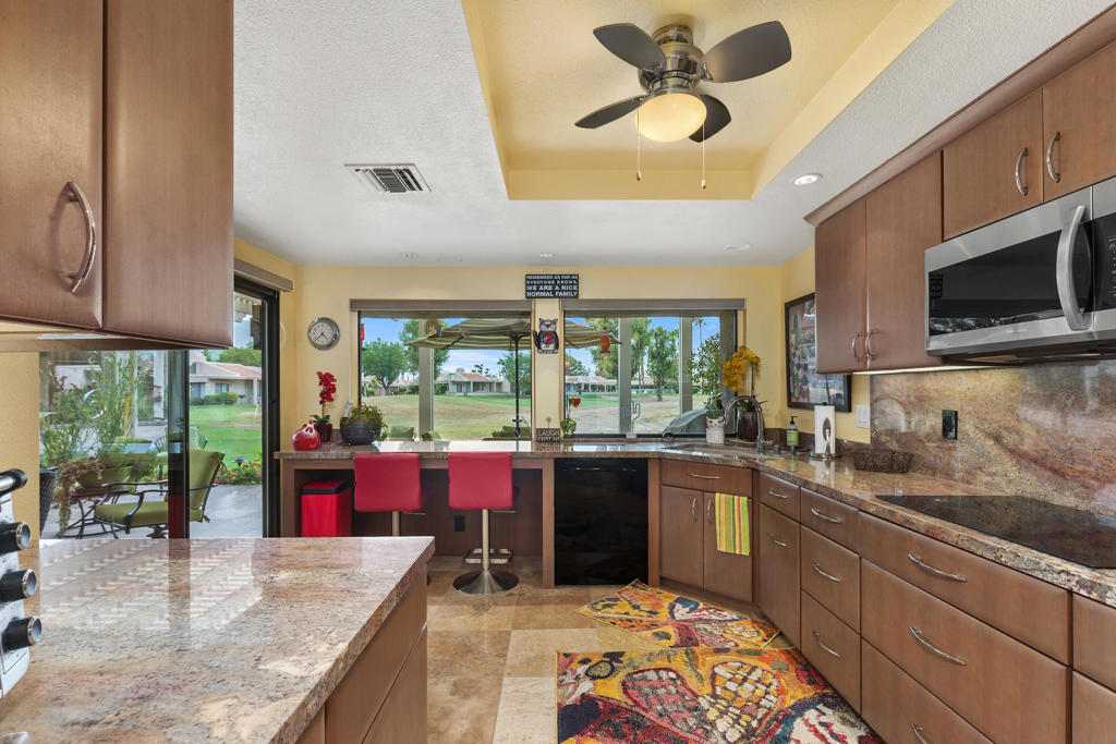 35983 E Paseo Circulo E Property Photo 8
