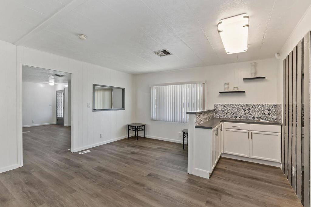 33530 Carlsbad Circle Property Photo 10