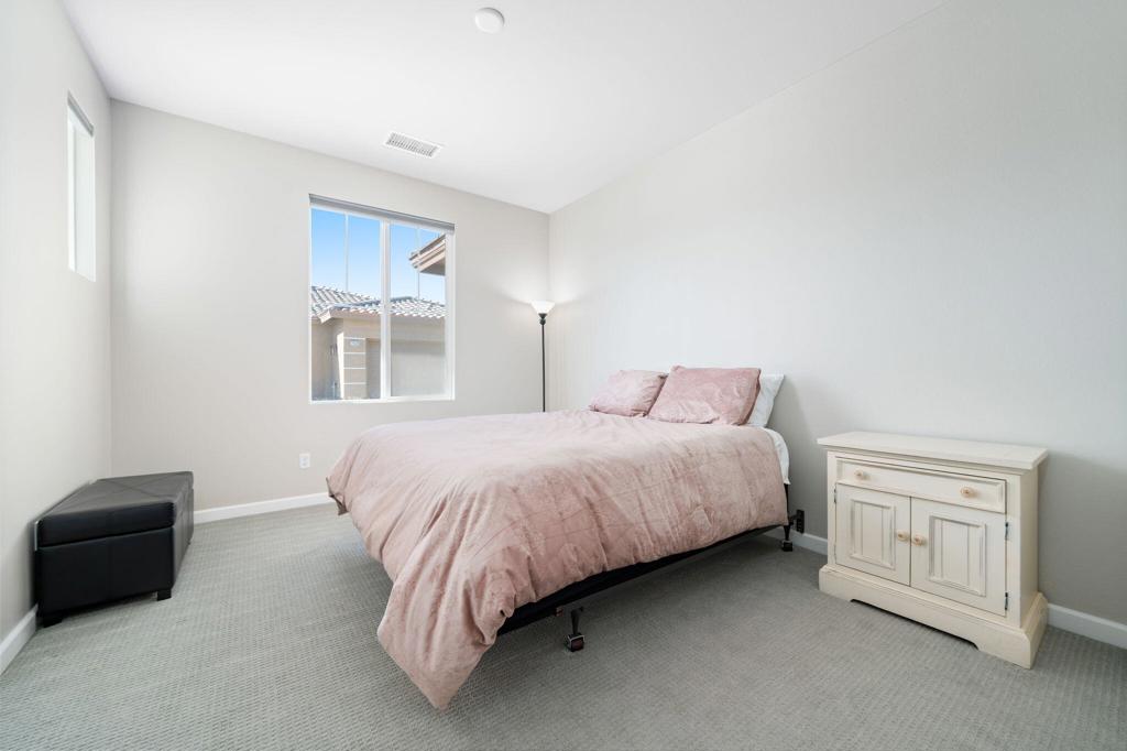74338 Millennia Way Property Photo 20
