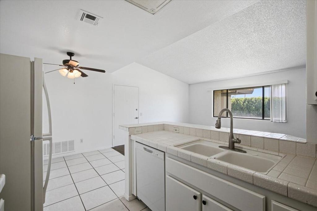 31200 Landau Boulevard 1504 Property Photo 7
