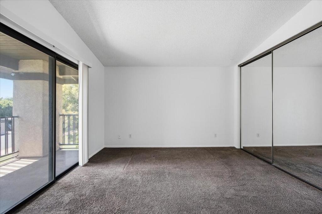 31200 Landau Boulevard 1504 Property Photo 10