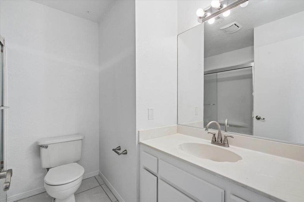 31200 Landau Boulevard 1504 Property Photo 13