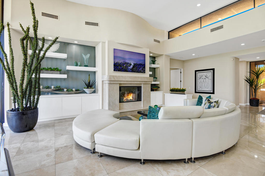 23 Villaggio Place Property Photo 15