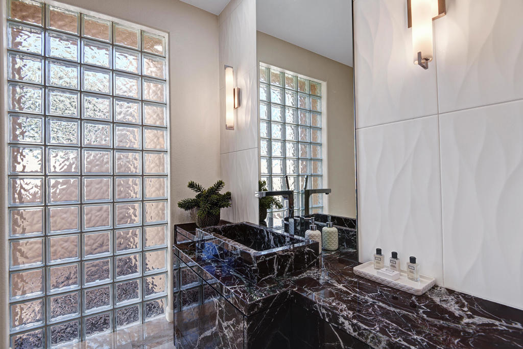 23 Villaggio Place Property Photo 42
