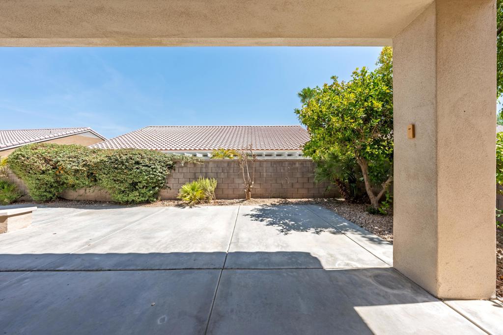 78432 Platinum Drive Property Photo 4