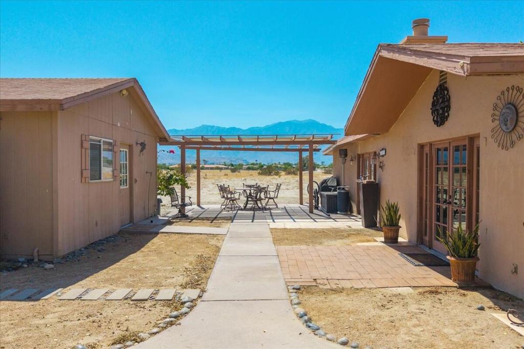 35335 Via Josefina Property Photo 3