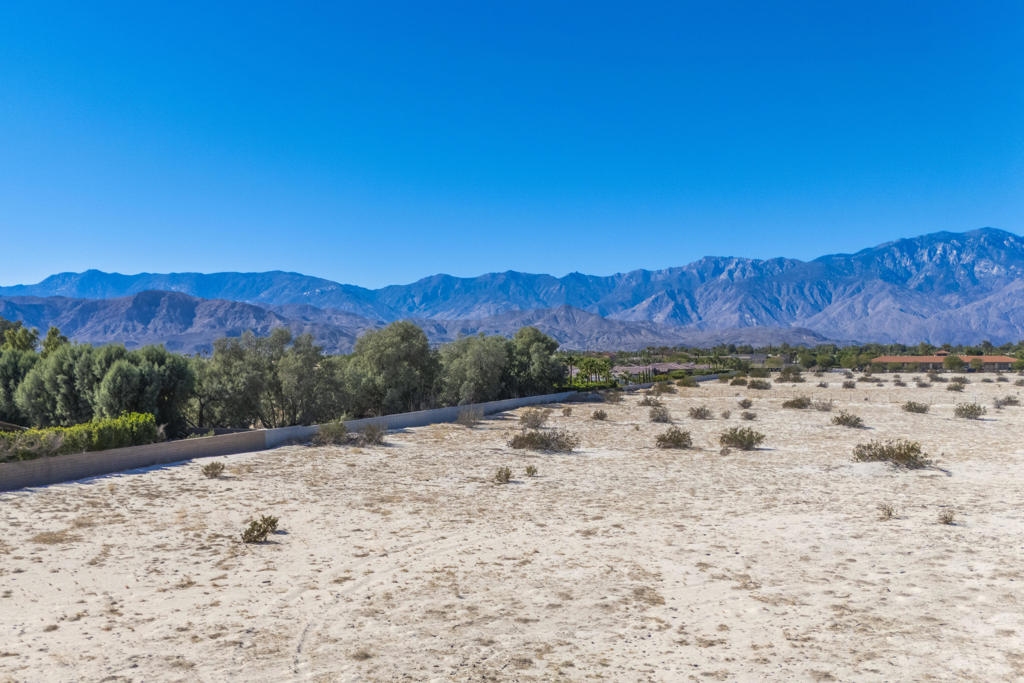 35335 Via Josefina Property Photo 13