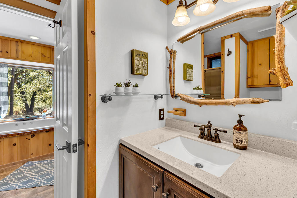 24701 Schaffer Drive Property Photo 19