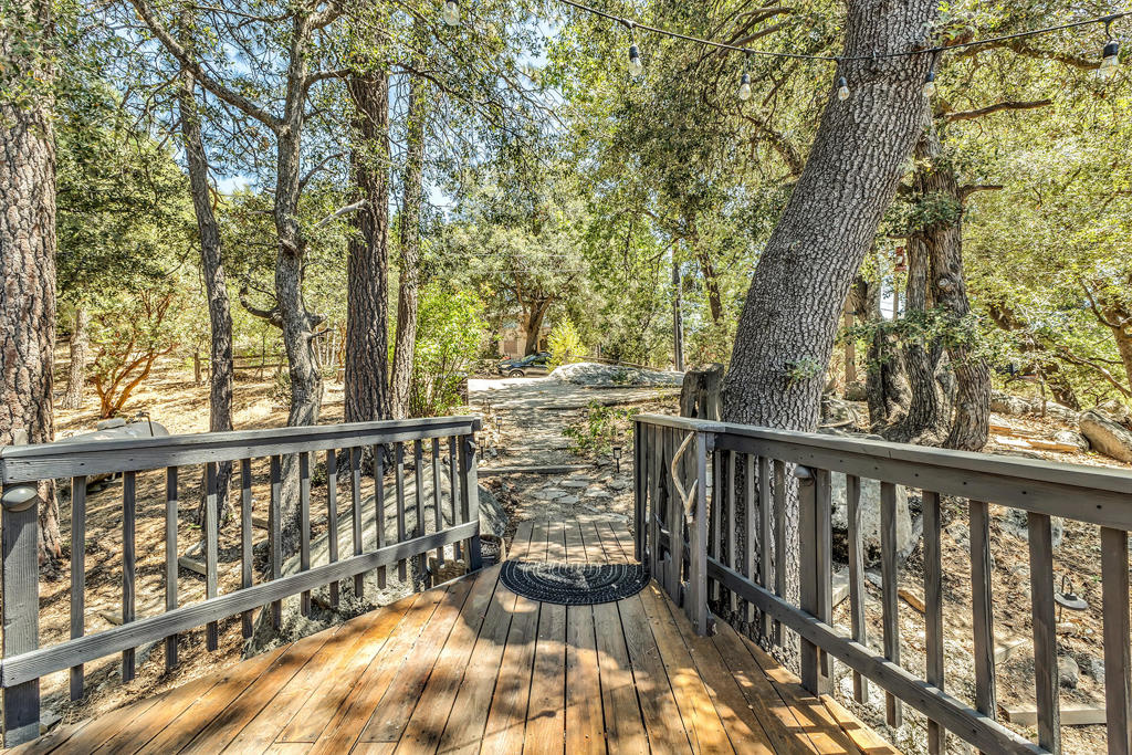 24701 Schaffer Drive Property Photo 37