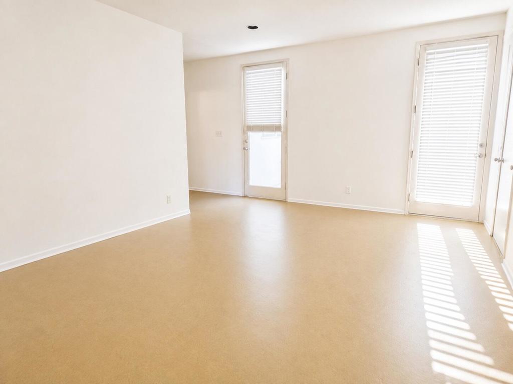 866 N Topaz Circle Property Photo 4