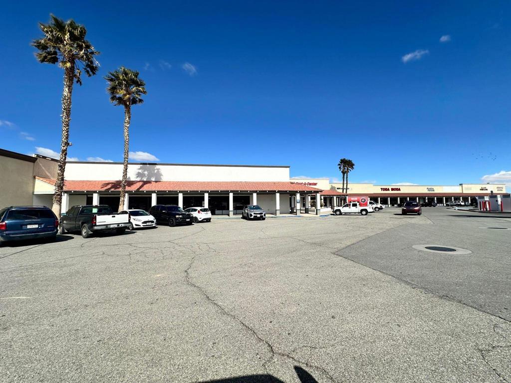 57220 29 Palms Highway Property Photo 5