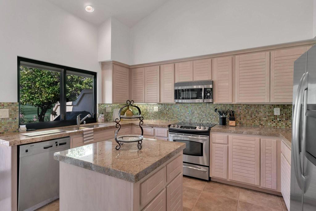 55293 Firestone Property Photo 4