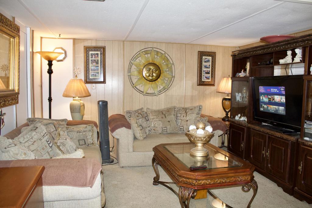 80870 California 111 93 Property Photo 3