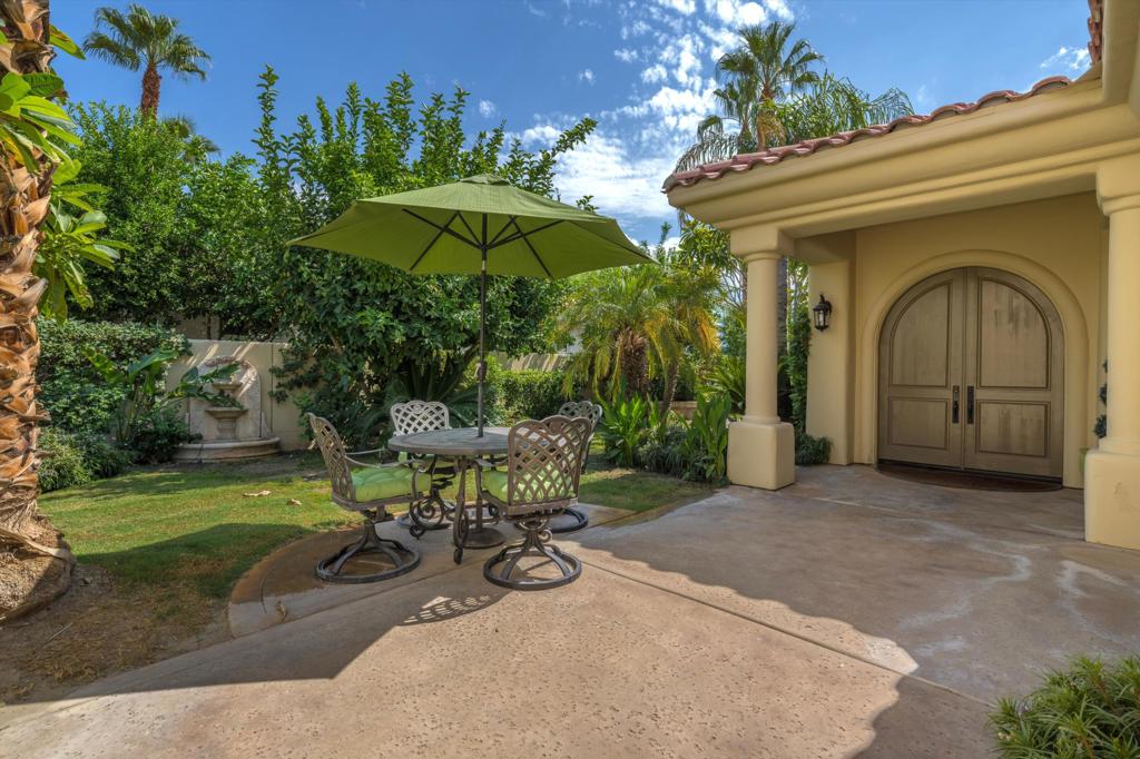 55493 Southern Property Photo 17