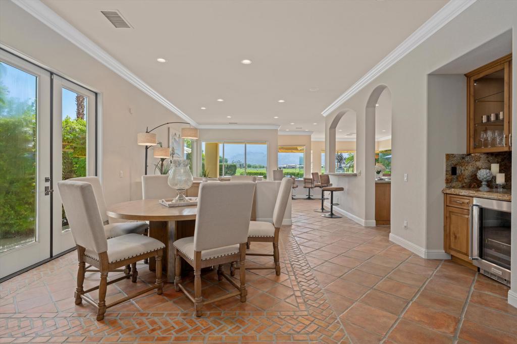 55493 Southern Property Photo 19