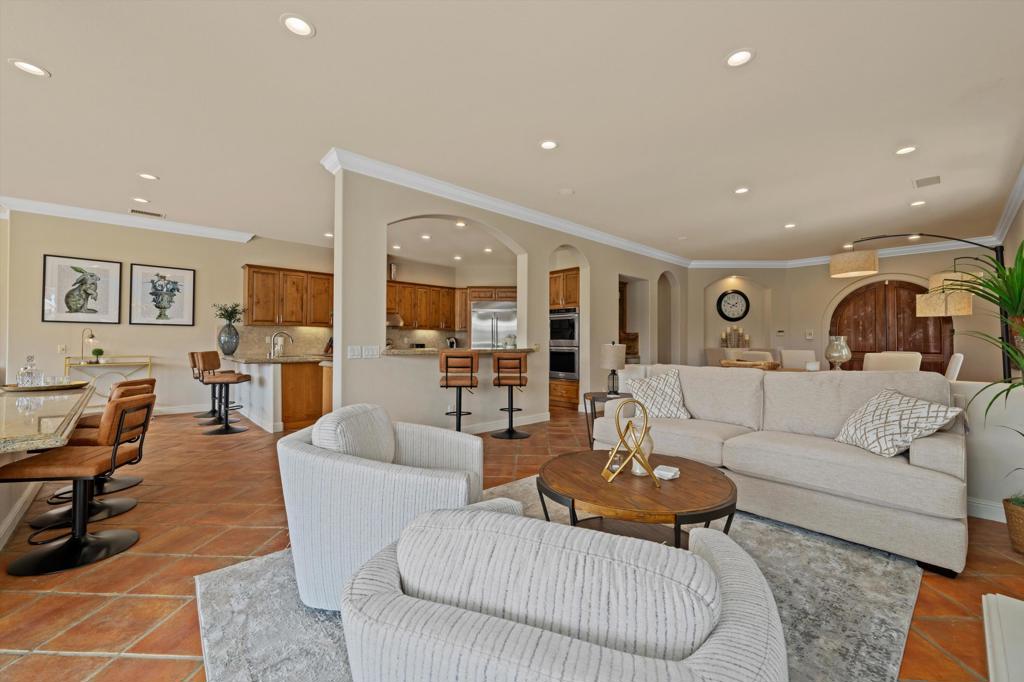 55493 Southern Property Photo 24