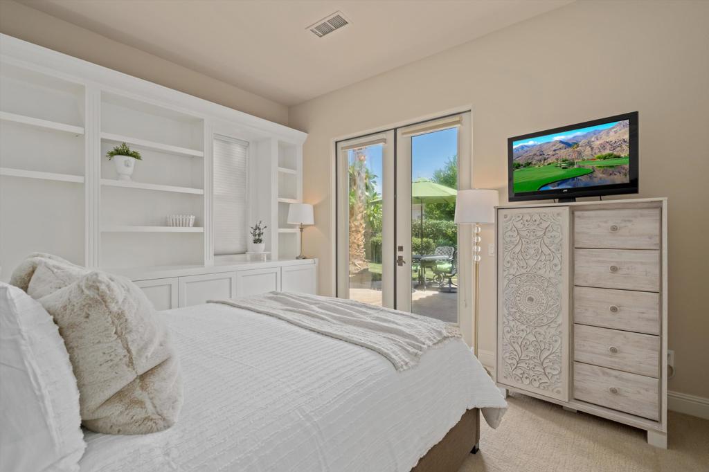 55493 Southern Property Photo 41
