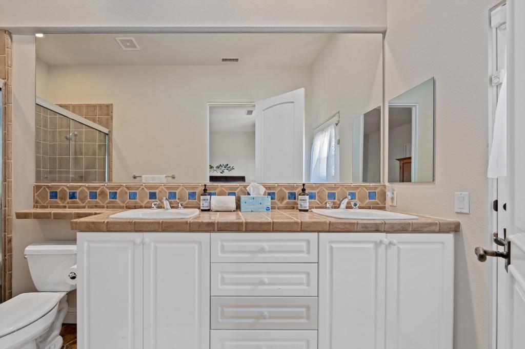55493 Southern Property Photo 45