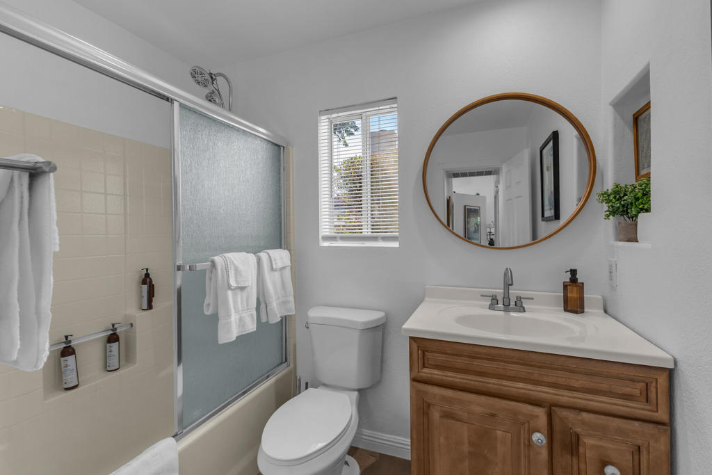 45460 Coldbrook Lane Property Photo 8