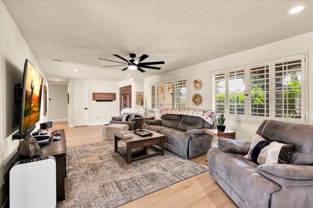 42670 Sandy Bay Road Property Photo 6