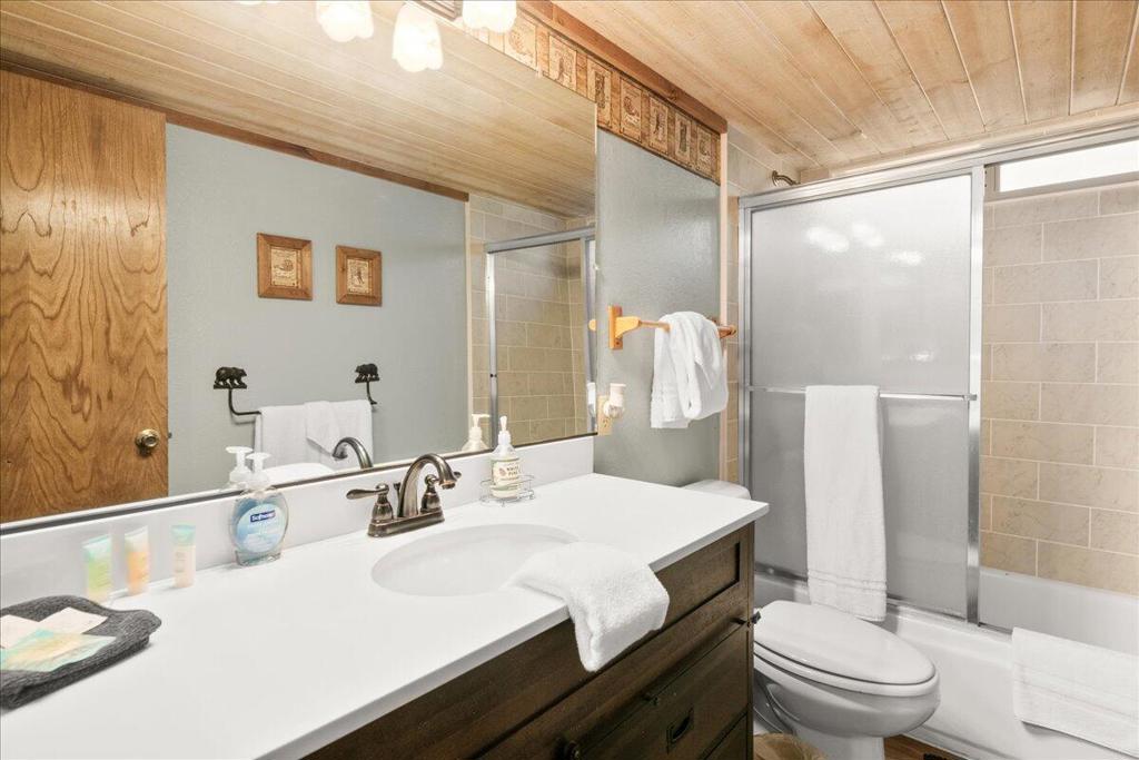 572 Ponderosa Drive Property Photo 15