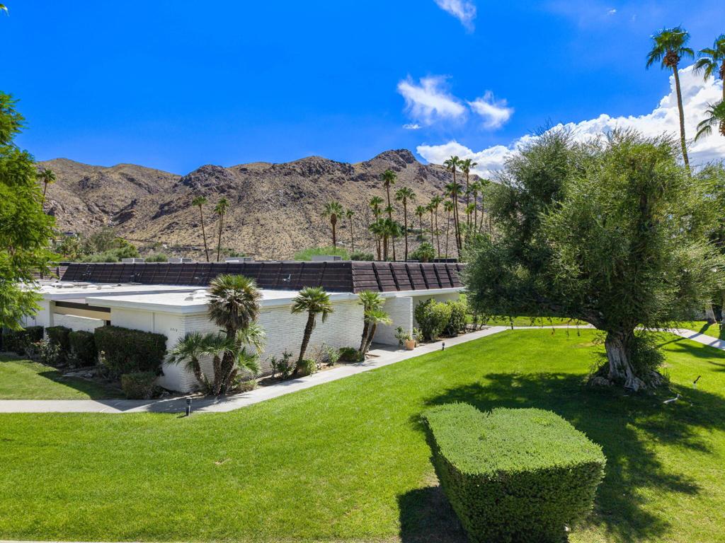 2515 E Jacaranda Road Property Photo 1