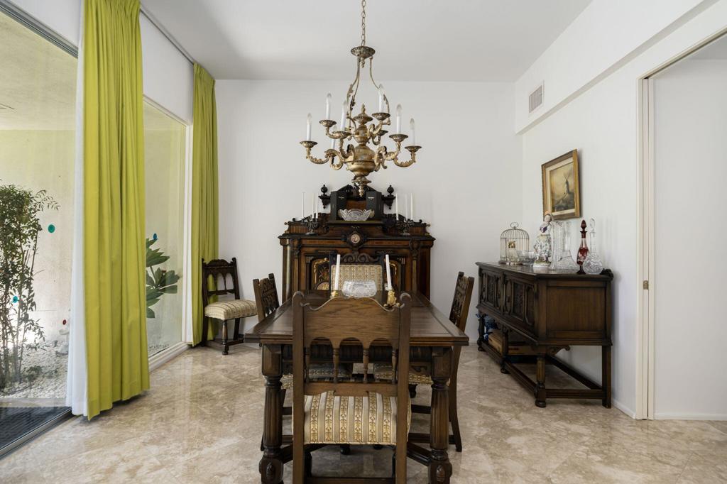 2515 E Jacaranda Road Property Photo 10