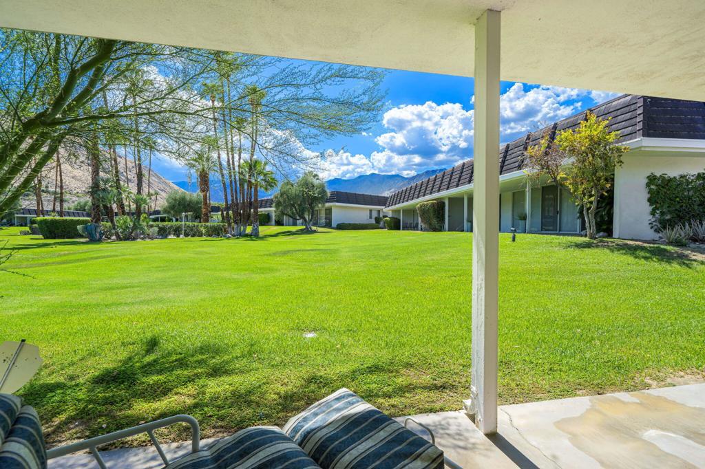 2515 E Jacaranda Road Property Photo 14