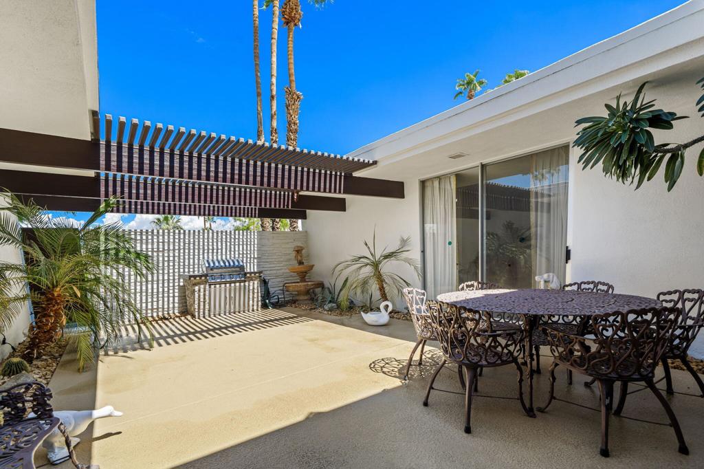 2515 E Jacaranda Road Property Photo 16