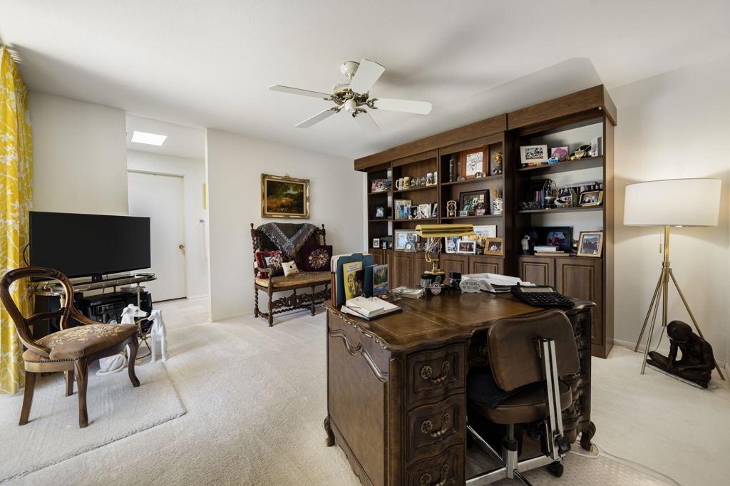2515 E Jacaranda Road Property Photo 28