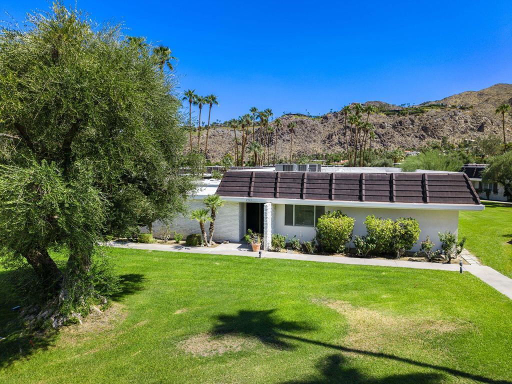 2515 E Jacaranda Road Property Photo 35