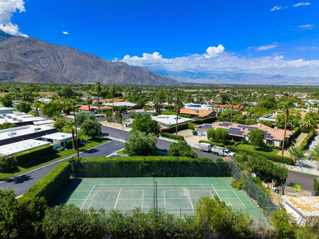 2515 E Jacaranda Road Property Photo 38