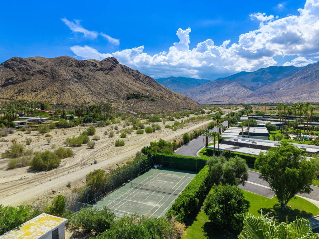 2515 E Jacaranda Road Property Photo 40
