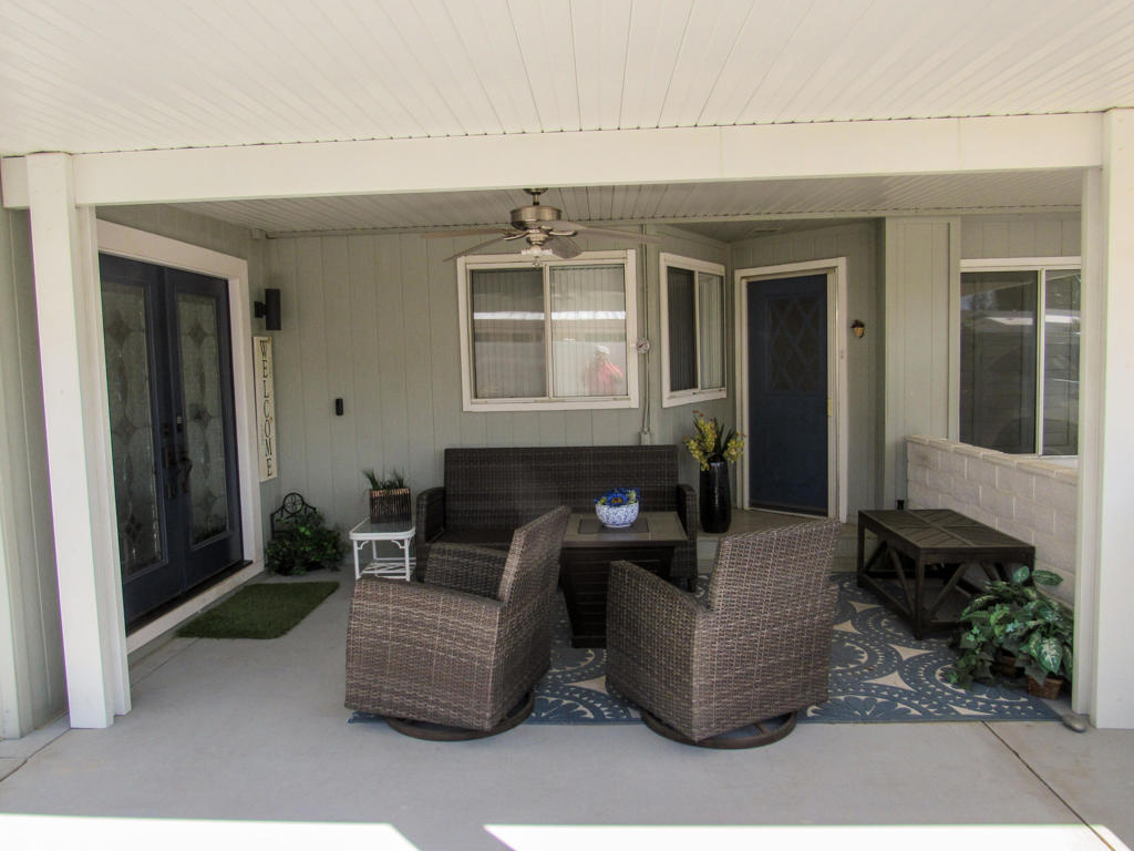 39237 Desert Greens Drive E Property Photo 2