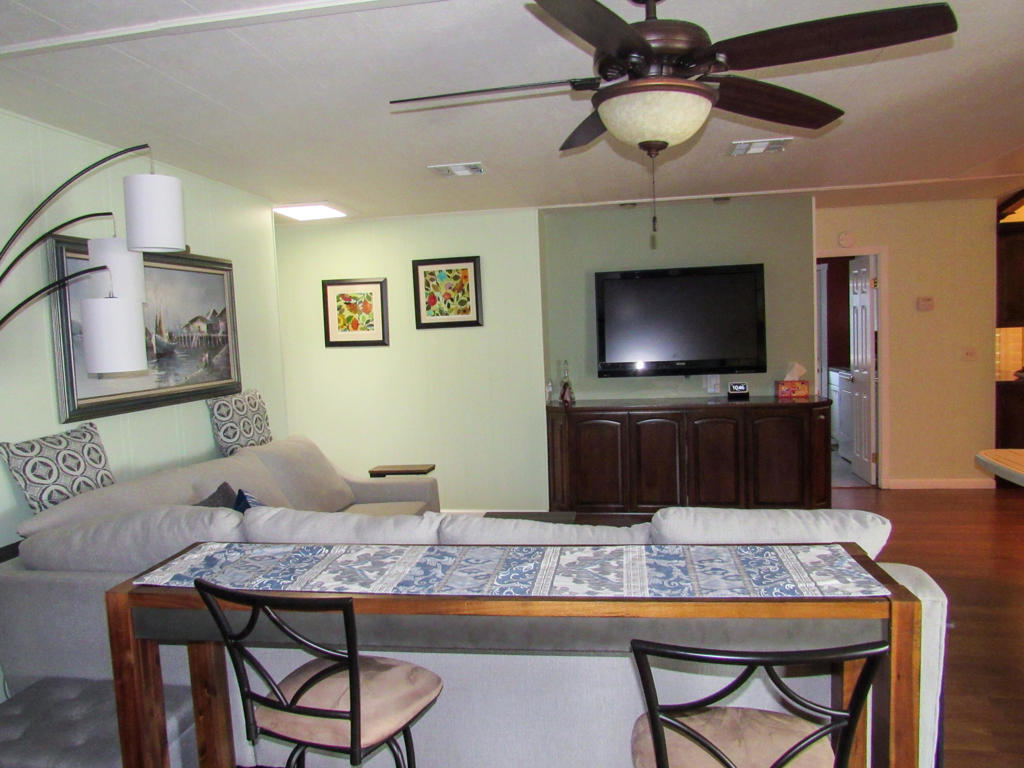39237 Desert Greens Drive E Property Photo 10