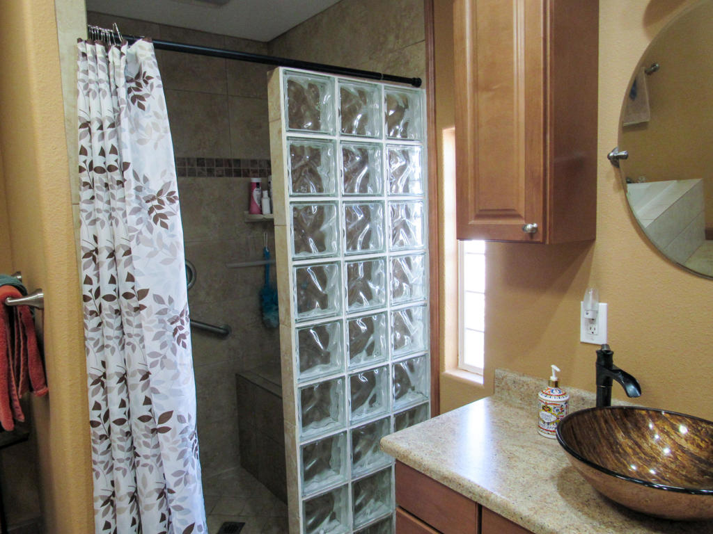 39237 Desert Greens Drive E Property Photo 16