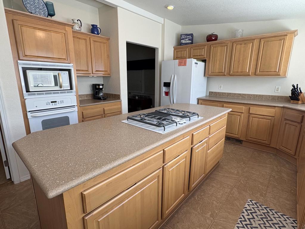 39071 Cudy Circle Property Photo 4