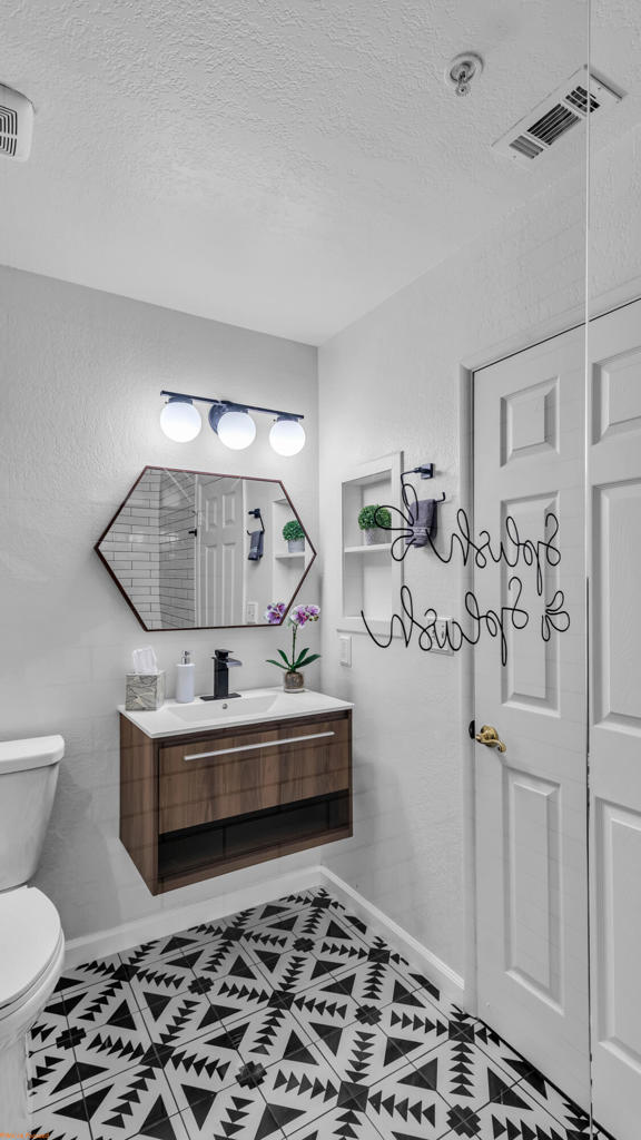 2120 E Del Lago Road Property Photo 15