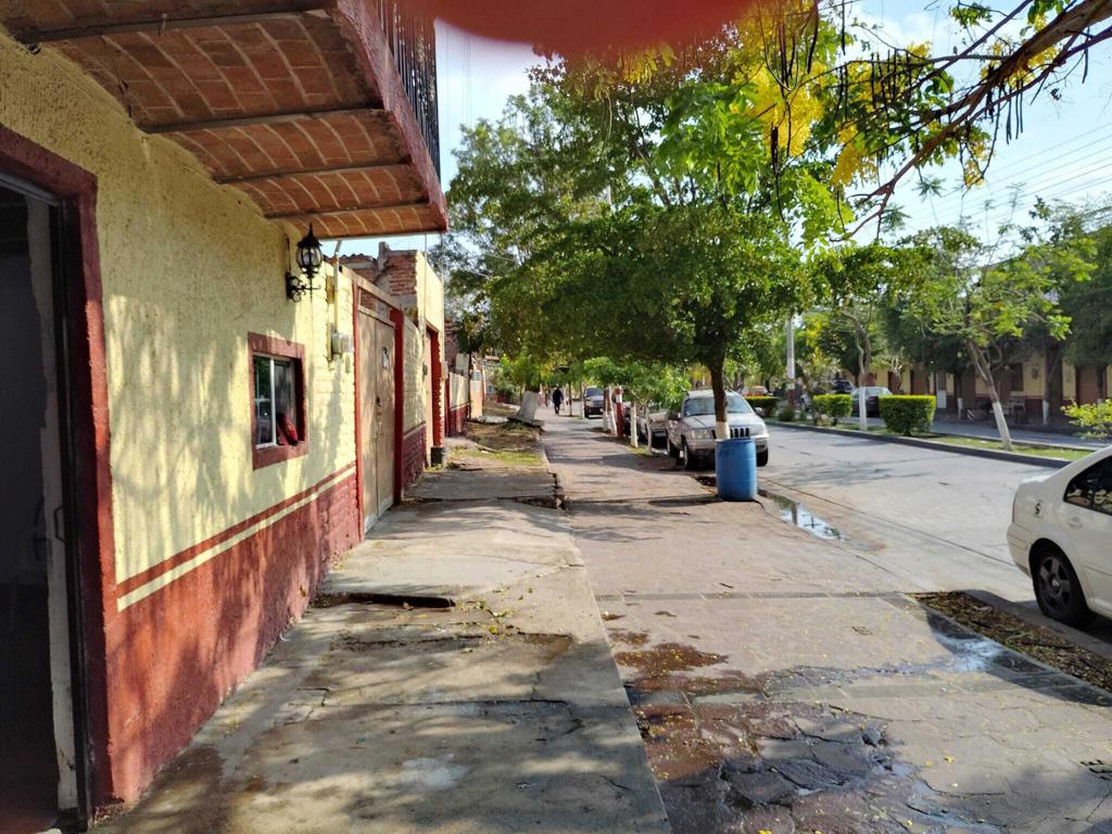 A- N Avenida Santiago Property Photo 33
